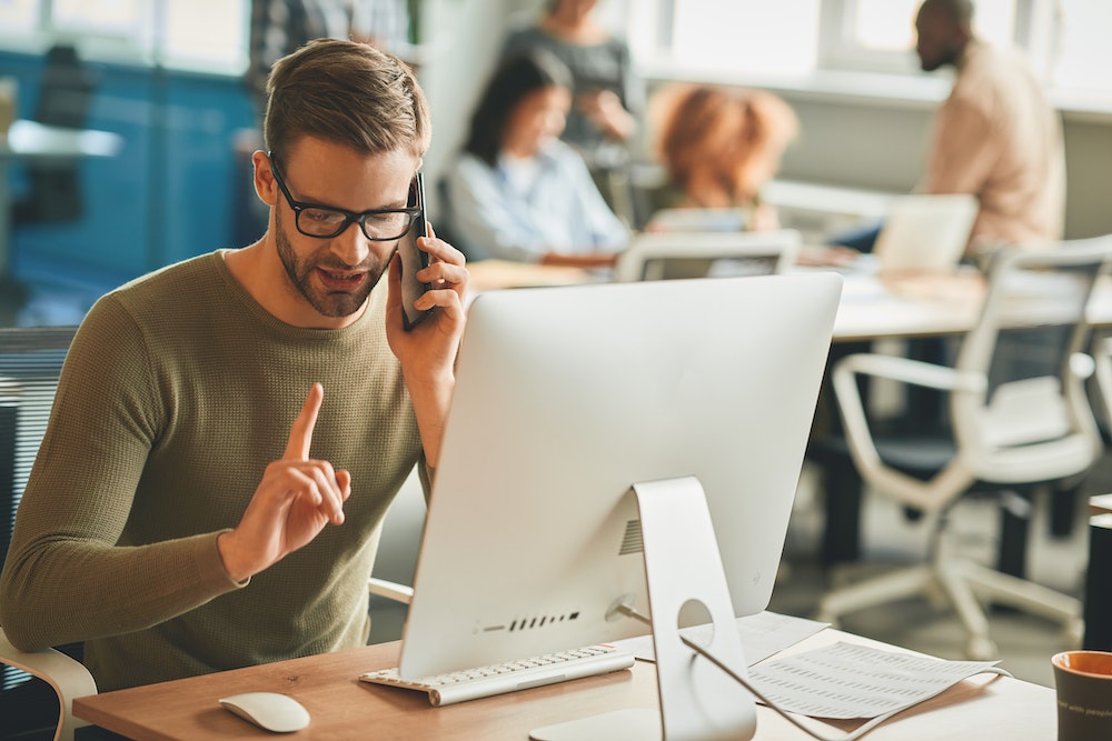 Les outils logiciels indispensables pour un centre d'appel moderne